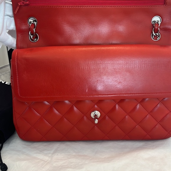 Chanel Quilted Jumbo Double Flap Bag - Picture 9 of 16